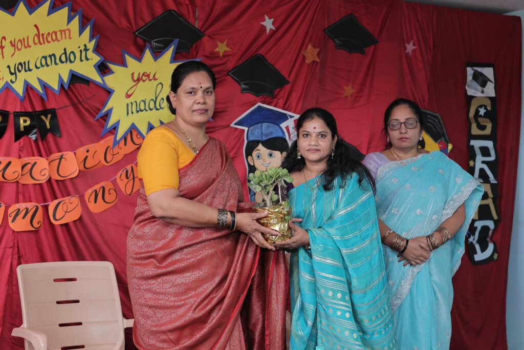 kesar_kindergarten_intetnational-school_award